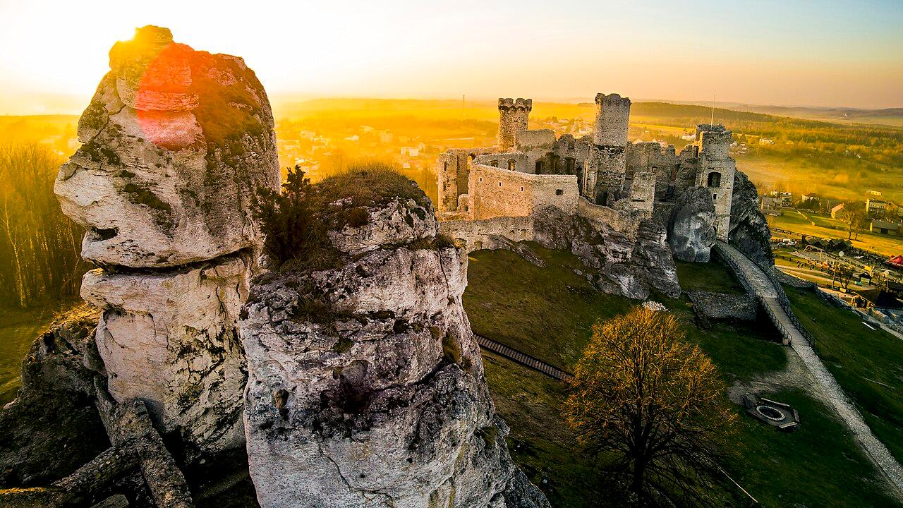 Szlak Orlich Gniazd – Trail der Adlerhorst-Burgen